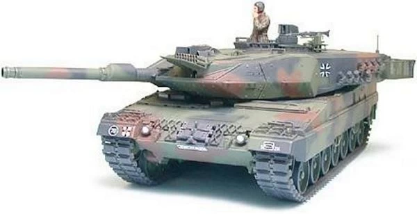 Tamiya 35242 Leopard 2 A5 Main Battle Tank 1 Tamiya 35242 Leopard 2 A5 Main Battle Tank